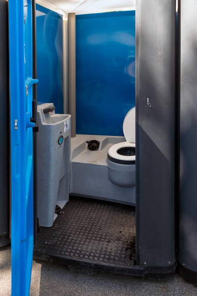 Best Porta potty delivery and setup  in Ada, MN